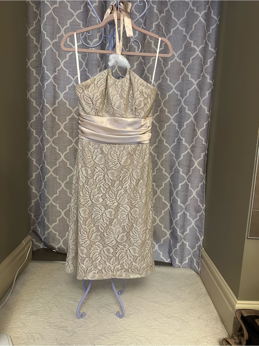 NWT Betsy & Adam Lace Halter Midi Dress in Champagne Satin Waistband